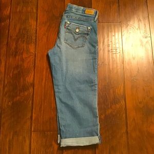 Levi’s Jean Capris